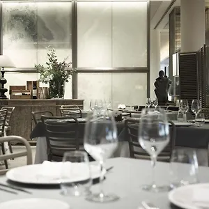 Grand De La Hotel